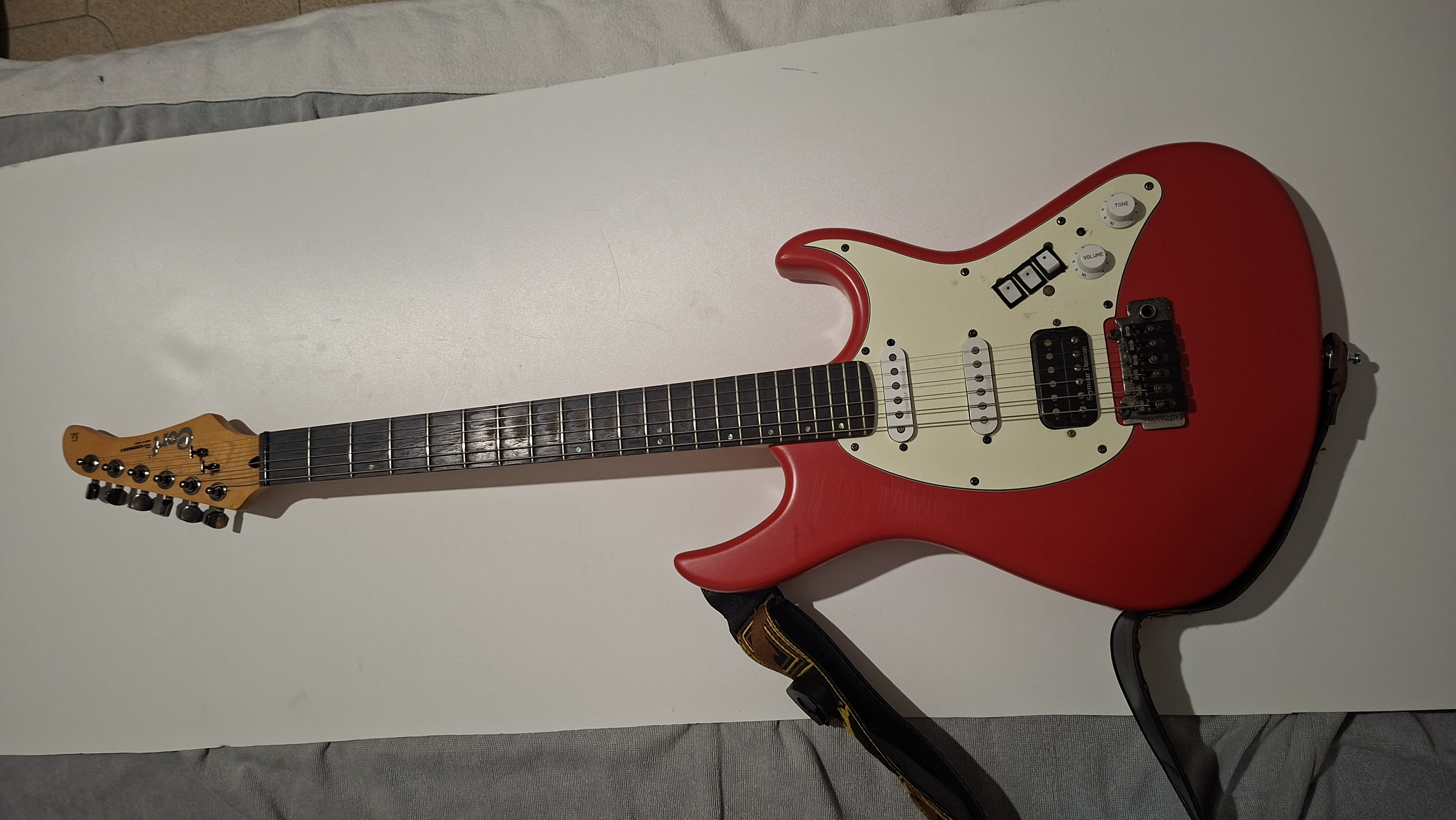 chitarra elettrica cort serie g 