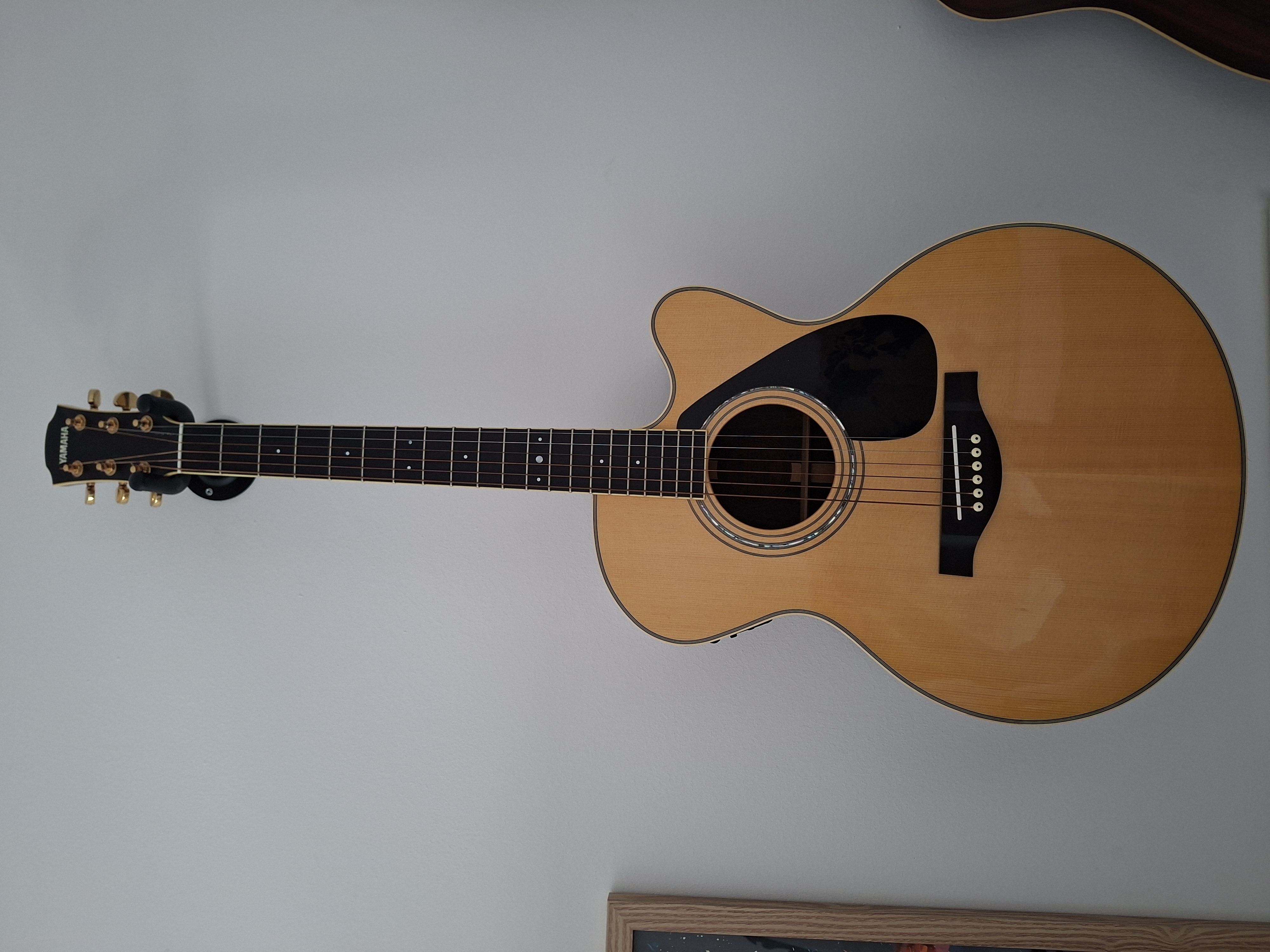 Yamaha LJX6CA 